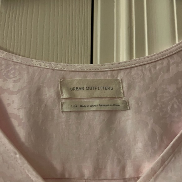 Pink bell sleeve shirt - Picture 3 of 3